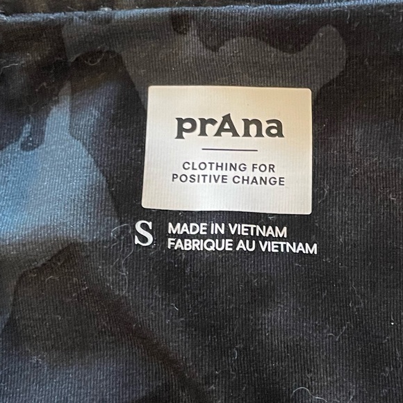Prana Layna jogger NWT black camo - Picture 4 of 9